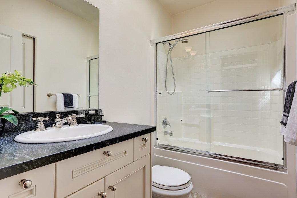 5 Best Bathtub Sliding Doors Oct. 2020 BestReviews