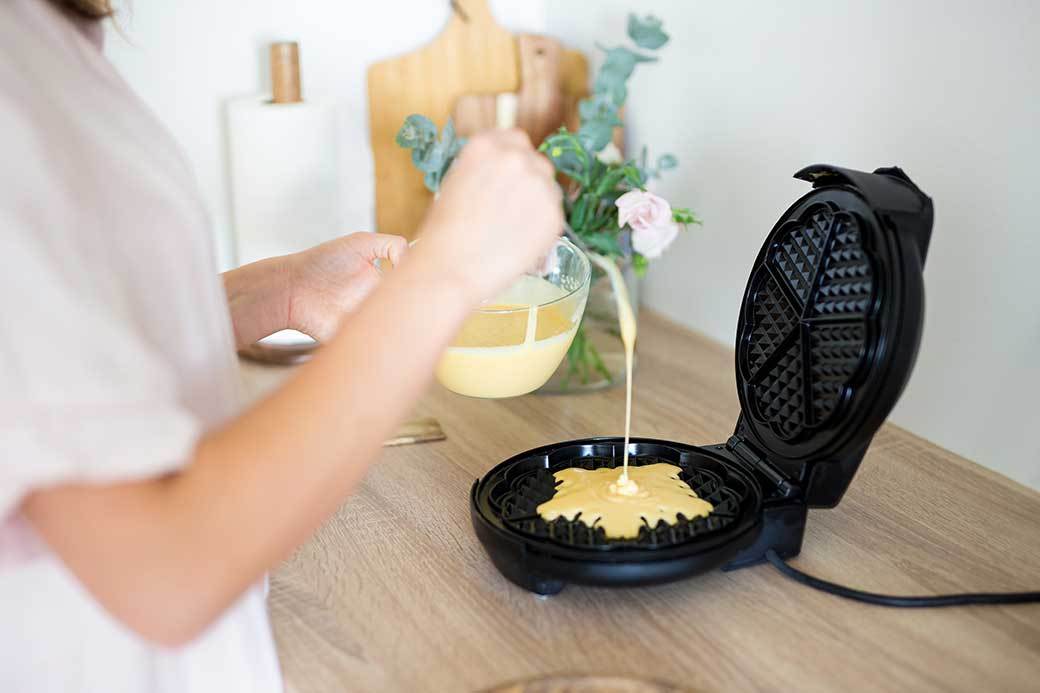9 Best Waffle Cone Makers We've Tested in 2023 - TheLadyChef