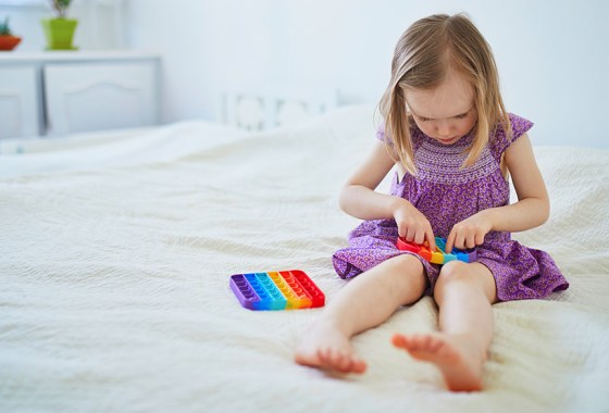 If your kid loves Crayola Globbles, check out these 15 fidget toys