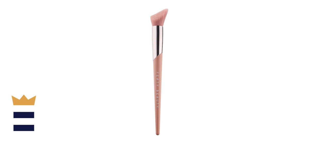 Fenty Beauty Cheek-Hugging Highlight Brush