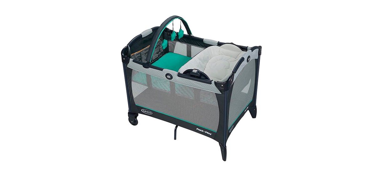 Graco Pack n Play Playard with Reversible Seat and Changer LX