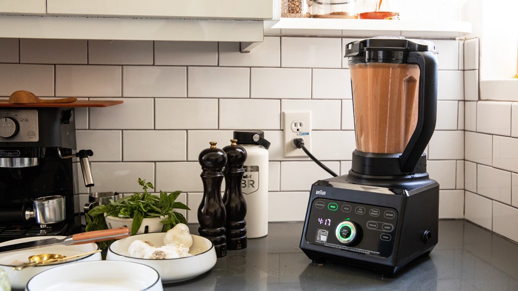 Ninja blender vs. Vitamix blender